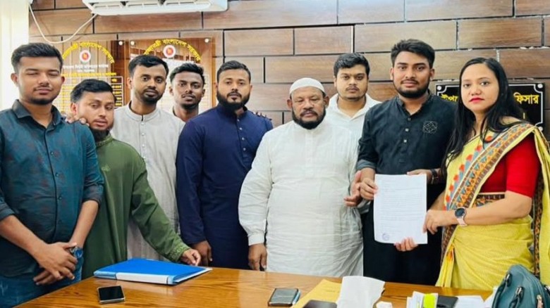 বন্দরের কেওঢালা স্ট্যান্ডে ফুট ওভারব্রিজের দাবিতে স্মারকলিপি